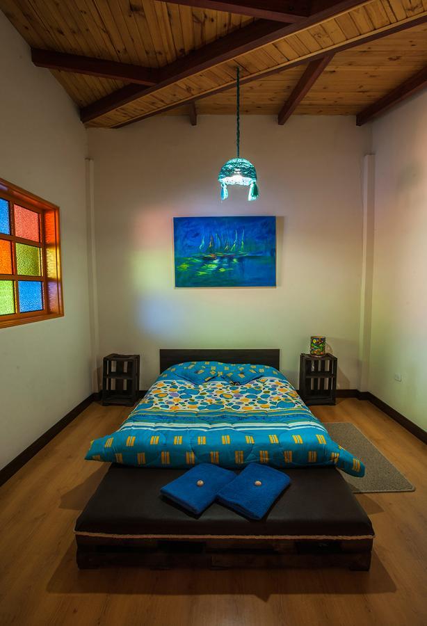 פאסטו Casa Hospedaje La Bohemia מראה חיצוני תמונה